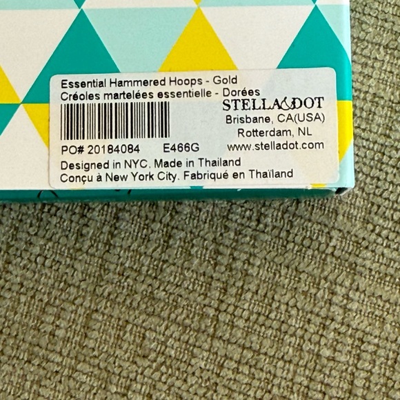 Stella and Dot Essential Large Gold Hammered Hoops Earrings - Picture 7 of 7